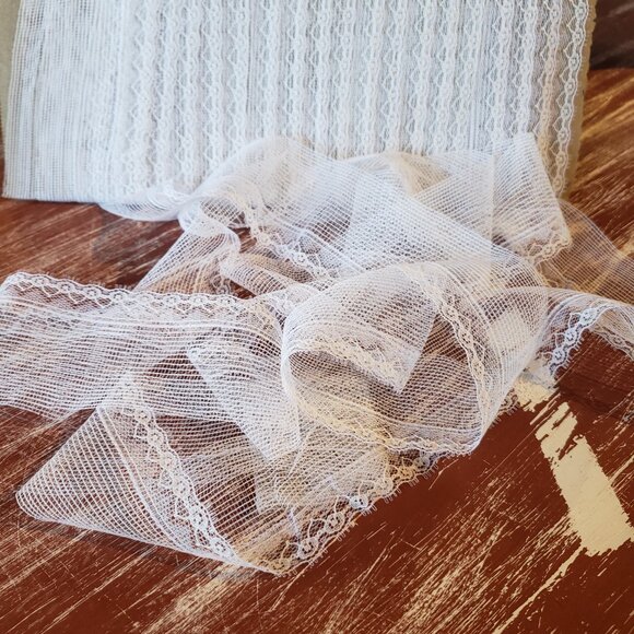 Vintage Bobbin Net Lace Trim.    2" inch x 10 yards - Picture 6 of 8